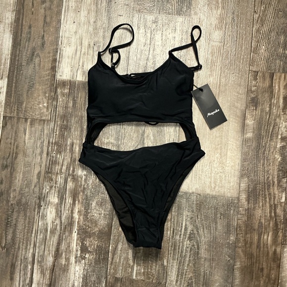 Women's Black One Piece Swimsuit Size Small - Picture 1 of 9